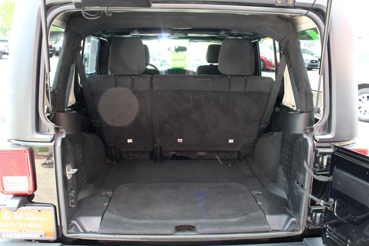 Jeep Wrangler Unlimited Sport 4WD 2012