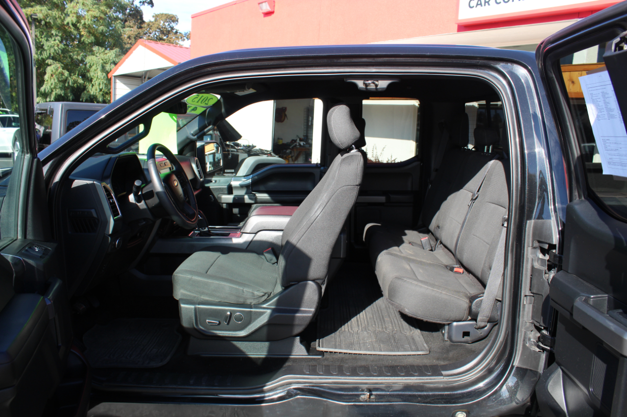 Ford F-150 Supercab 145" XLT 4WD 2015 Ford F-150 Supercab 145" XLT 4WD 2015