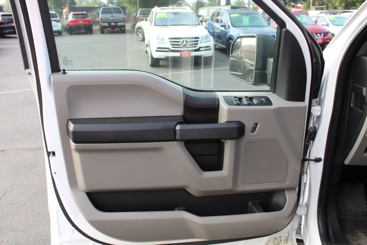 Ford F-150 XLT SuperCrew 5.5-ft. Bed 4WD 2018 Ford F-150 XLT SuperCrew 5.5-ft. Bed 4WD 2018