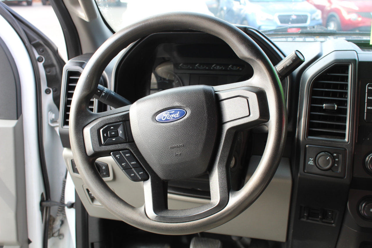 Ford F-150 XLT SuperCrew 5.5-ft. Bed 4WD 2018 Ford F-150 XLT SuperCrew 5.5-ft. Bed 4WD 2018