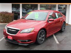 2013 Chrysler 200  2013 Chrysler 200