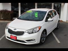 2016 Kia Forte 5-Door  2016 Kia Forte 5-Door