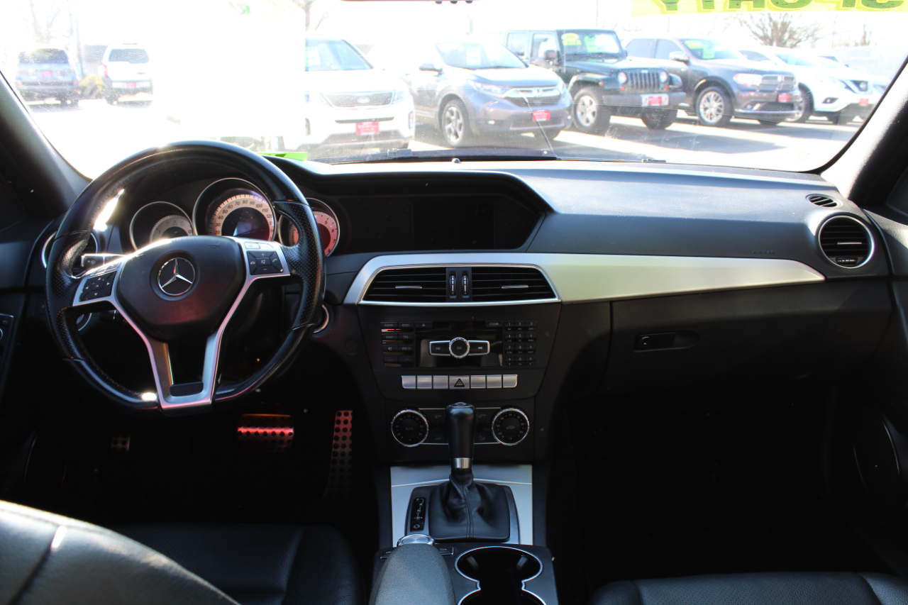 Mercedes-Benz C-Class 4dr Sdn C 250 Sport RWD 2013