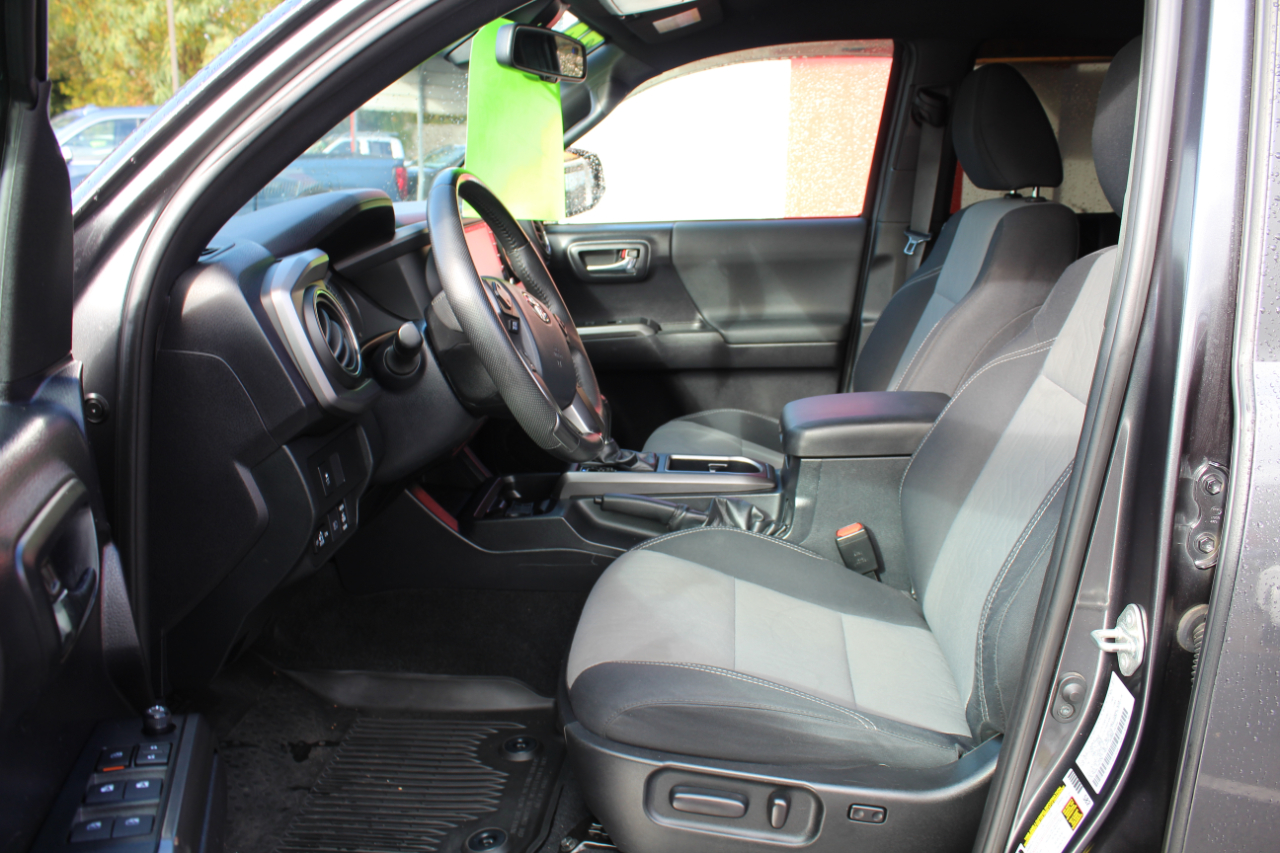 Toyota Tacoma TRD Sport Double Cab 5' Bed V6 4x4 AT (Natl) 2020 Toyota Tacoma TRD Sport Double Cab 5' Bed V6 4x4 AT (Natl) 2020