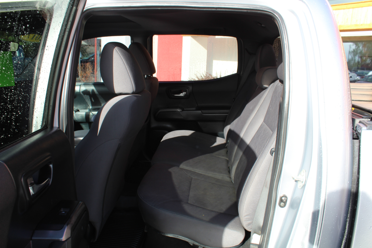 Toyota Tacoma SR5 Double Cab Long Bed V6 6AT 4WD 2017 Toyota Tacoma SR5 Double Cab Long Bed V6 6AT 4WD 2017