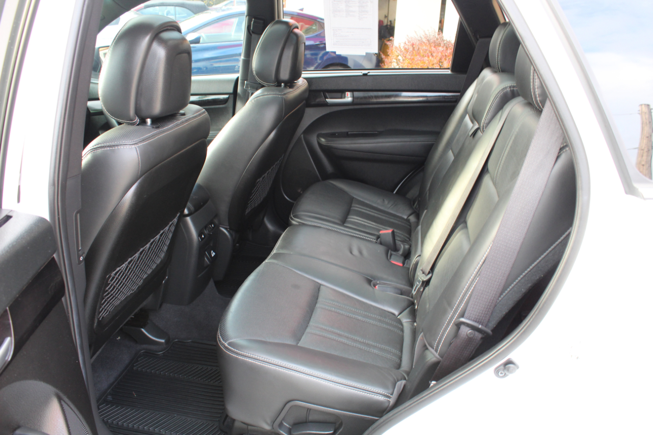 Kia Sorento AWD 4dr V6 SX Limited 2015