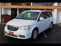 2016 Chrysler Town & Country 
