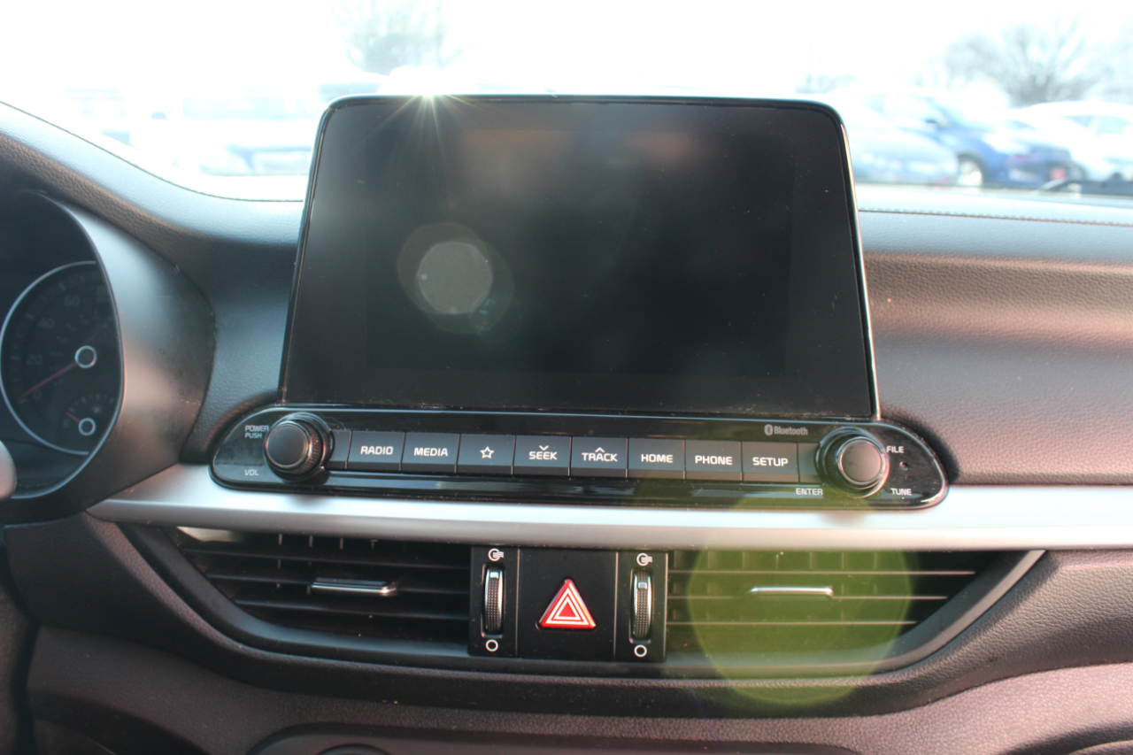 Kia Forte LXS IVT 2021