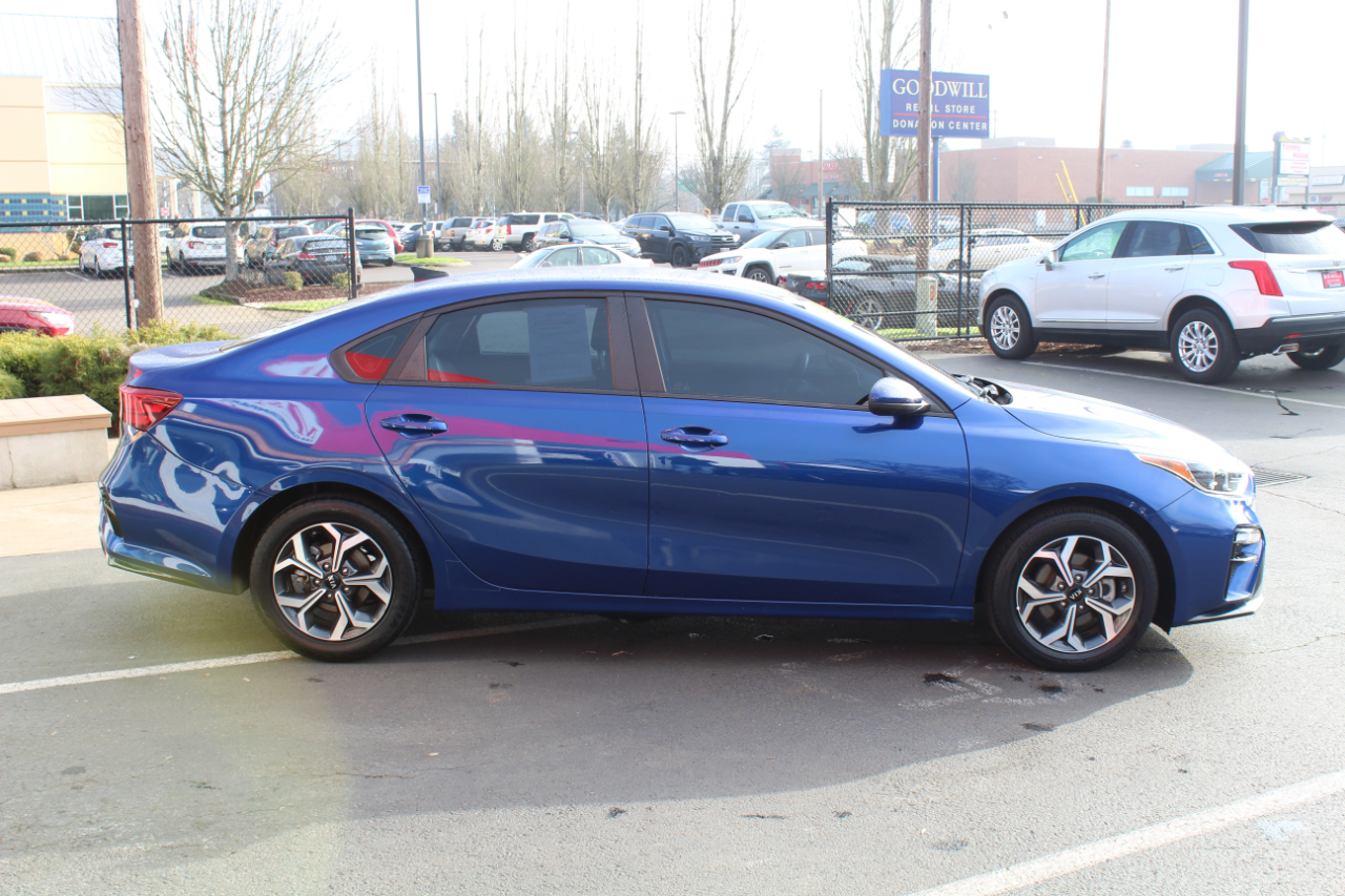 Kia Forte LXS IVT 2021