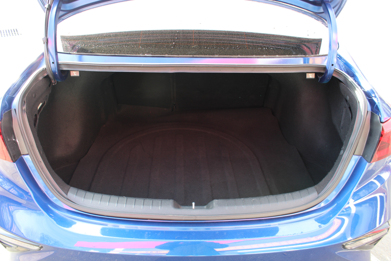 Kia Forte LXS IVT 2021