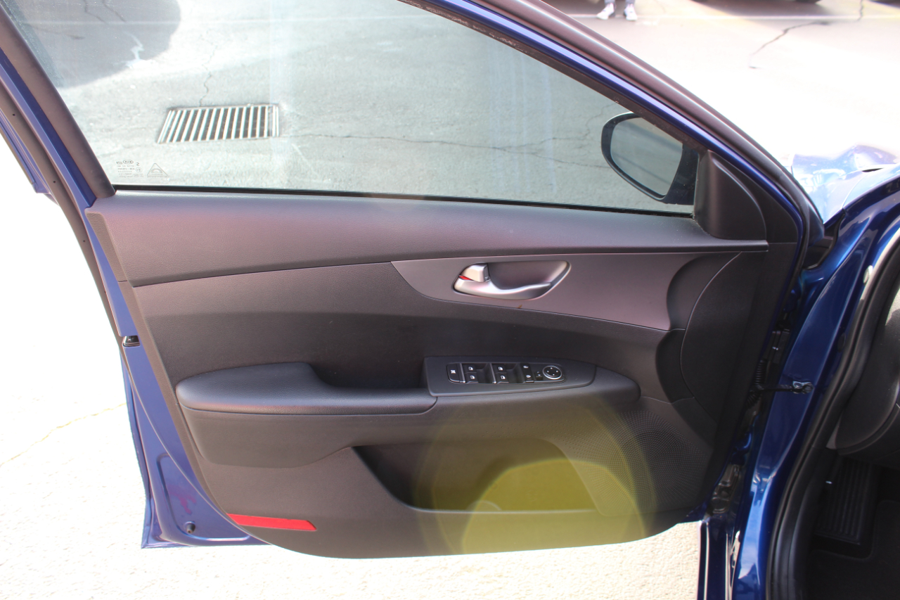 Kia Forte LXS IVT 2021