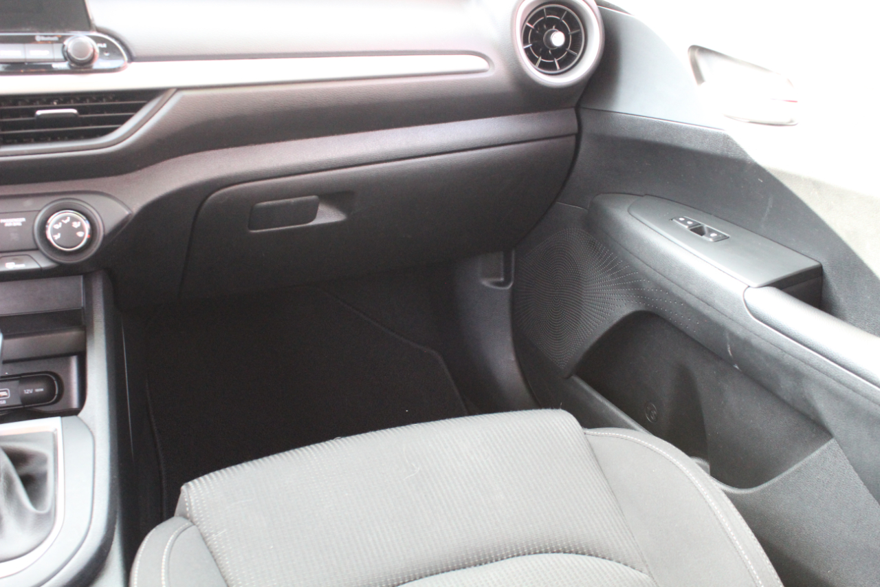 Kia Forte LXS IVT 2021