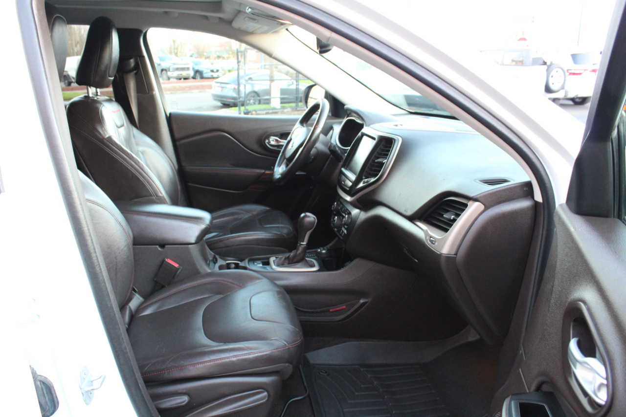 Jeep Cherokee 4WD 4dr Trailhawk 2014