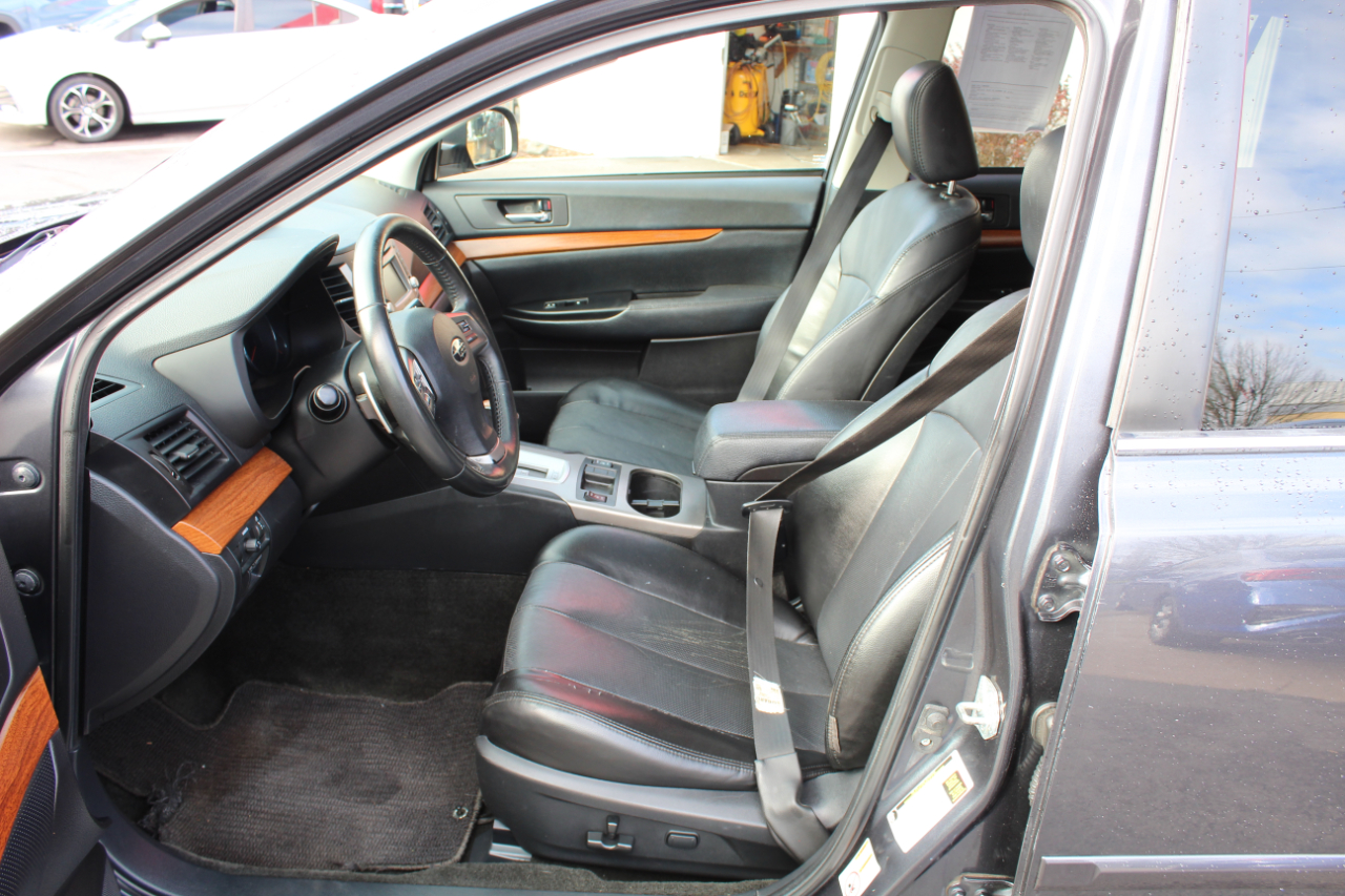 Subaru Outback 4dr Wgn H4 Auto 2.5i Limited 2013