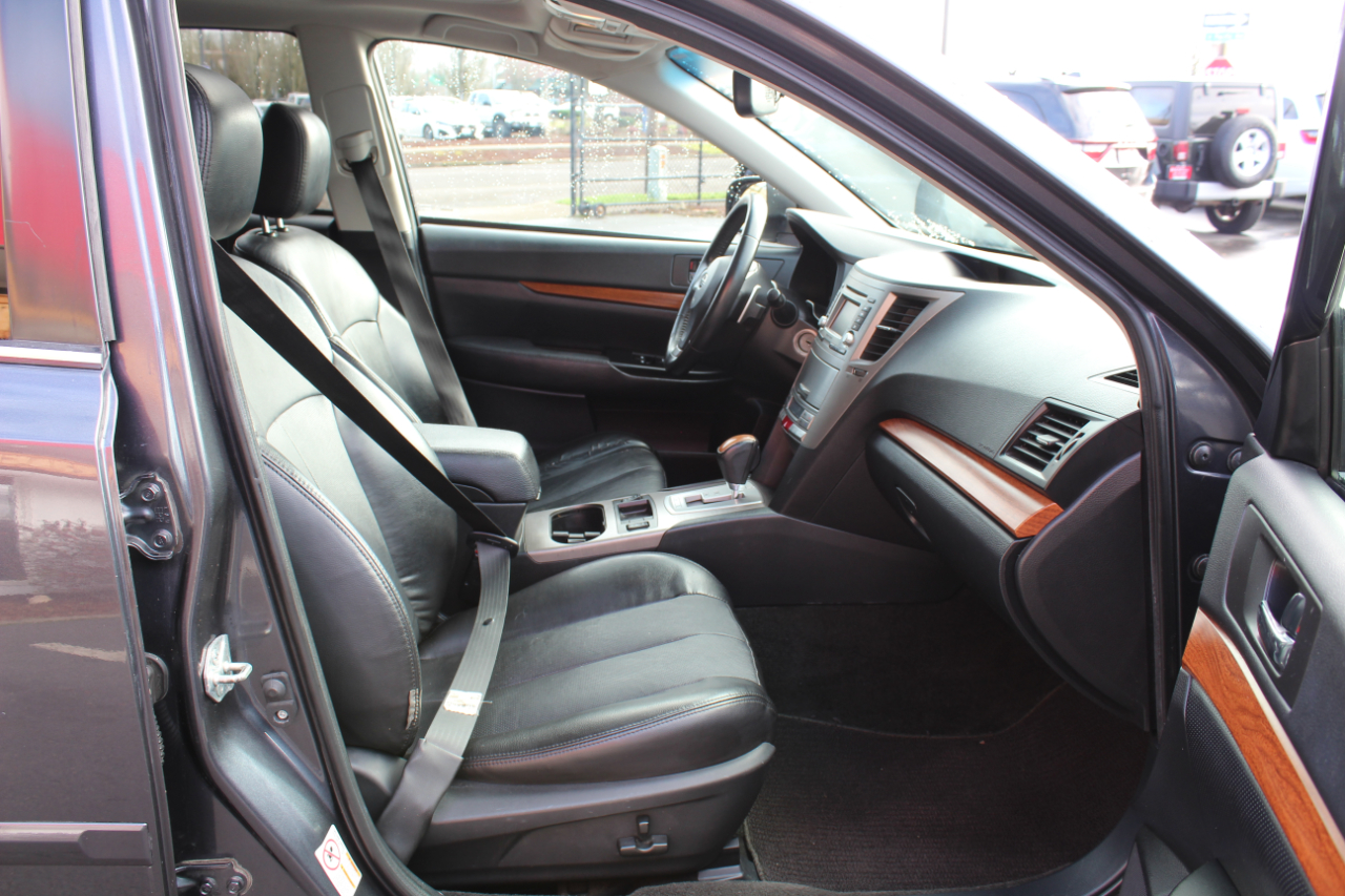 Subaru Outback 4dr Wgn H4 Auto 2.5i Limited 2013