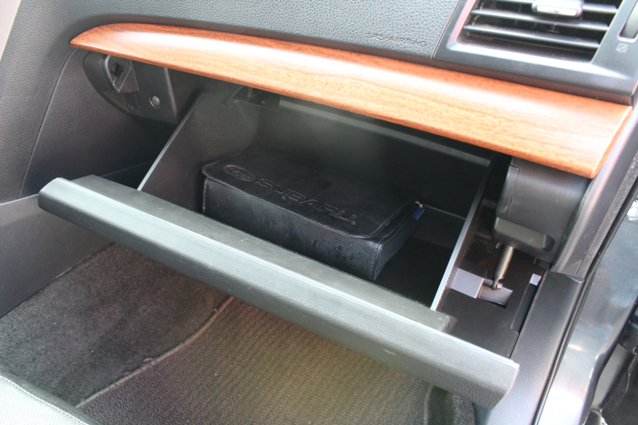 Subaru Outback 4dr Wgn H4 Auto 2.5i Limited 2013