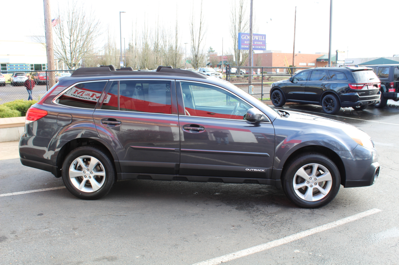 Subaru Outback 4dr Wgn H4 Auto 2.5i Limited 2013