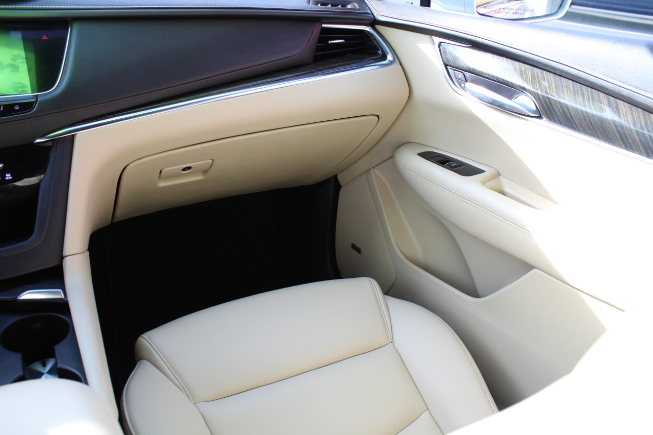 Cadillac XT5 FWD 4dr 2018