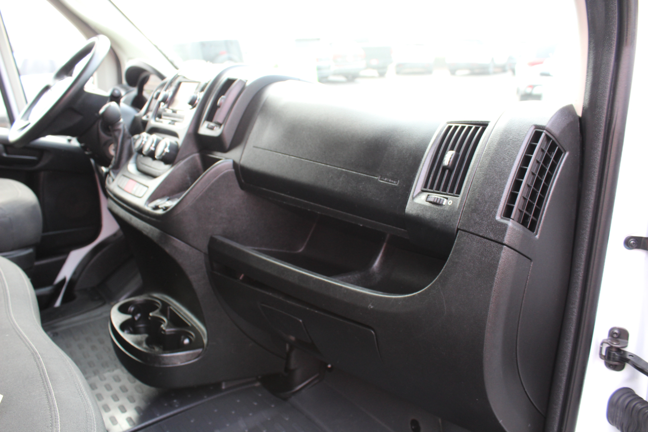 RAM ProMaster Cargo Van 1500 Low Roof 136" WB 2020