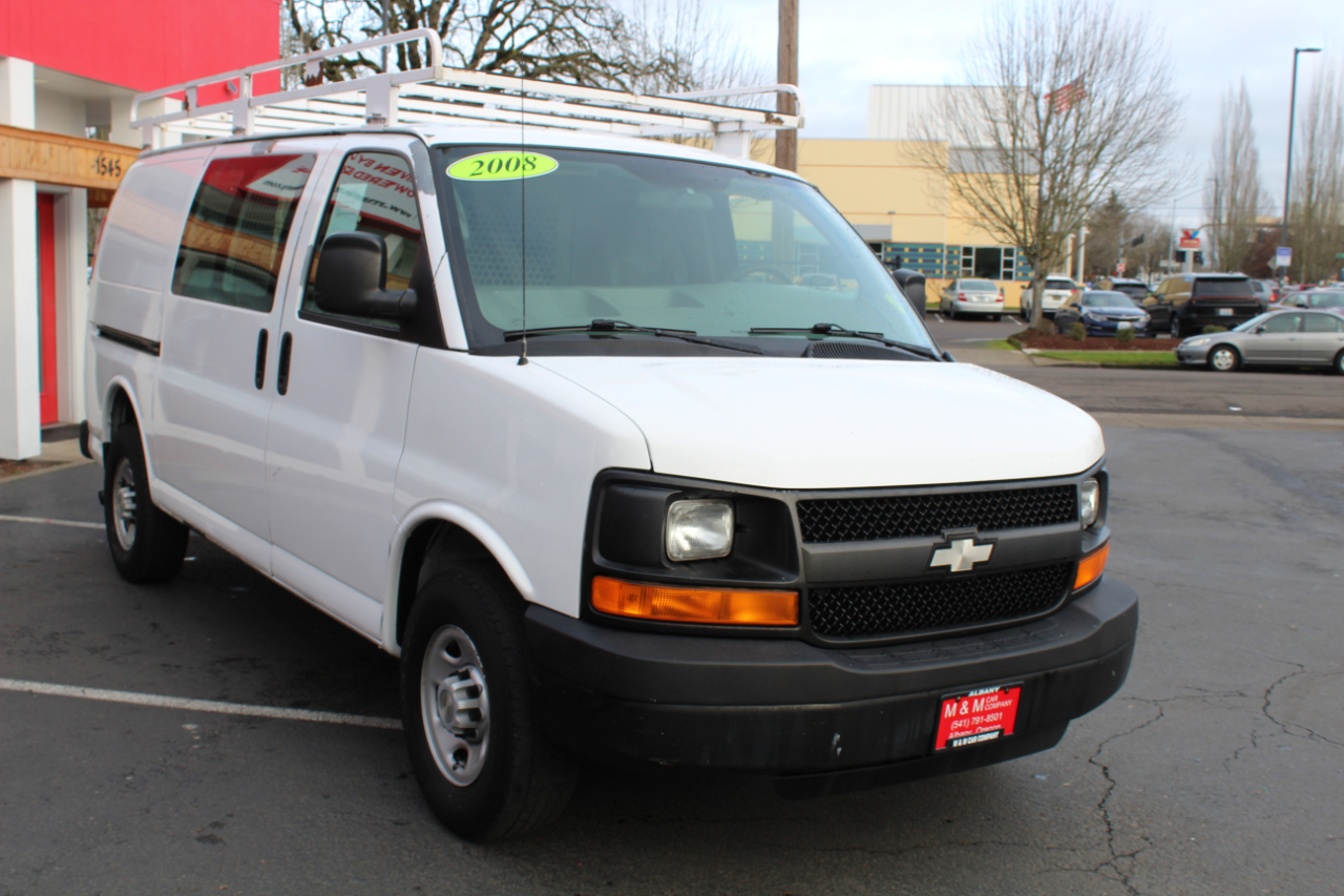 Chevrolet Express Cargo Van RWD 2500 135" 2008