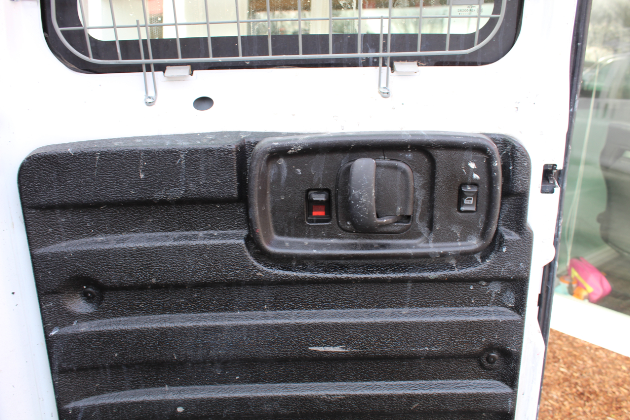 Chevrolet Express Cargo Van RWD 2500 135" 2008