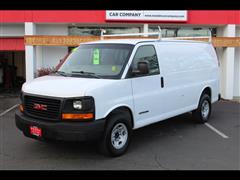 2004 GMC Savana Cargo Van 