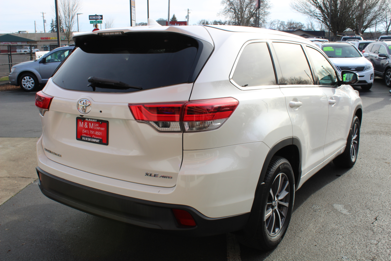 Toyota Highlander XLE V6 AWD (Natl) 2018