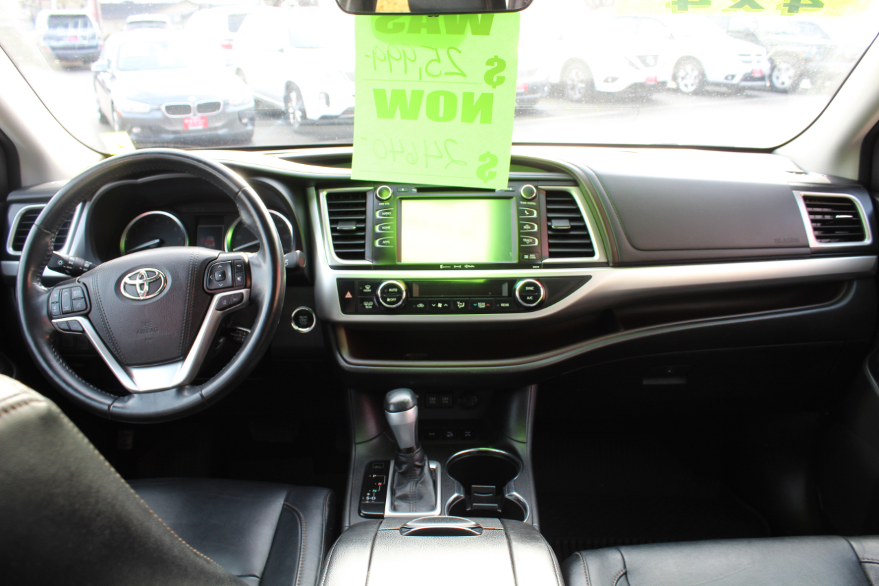 Toyota Highlander XLE V6 AWD (Natl) 2018