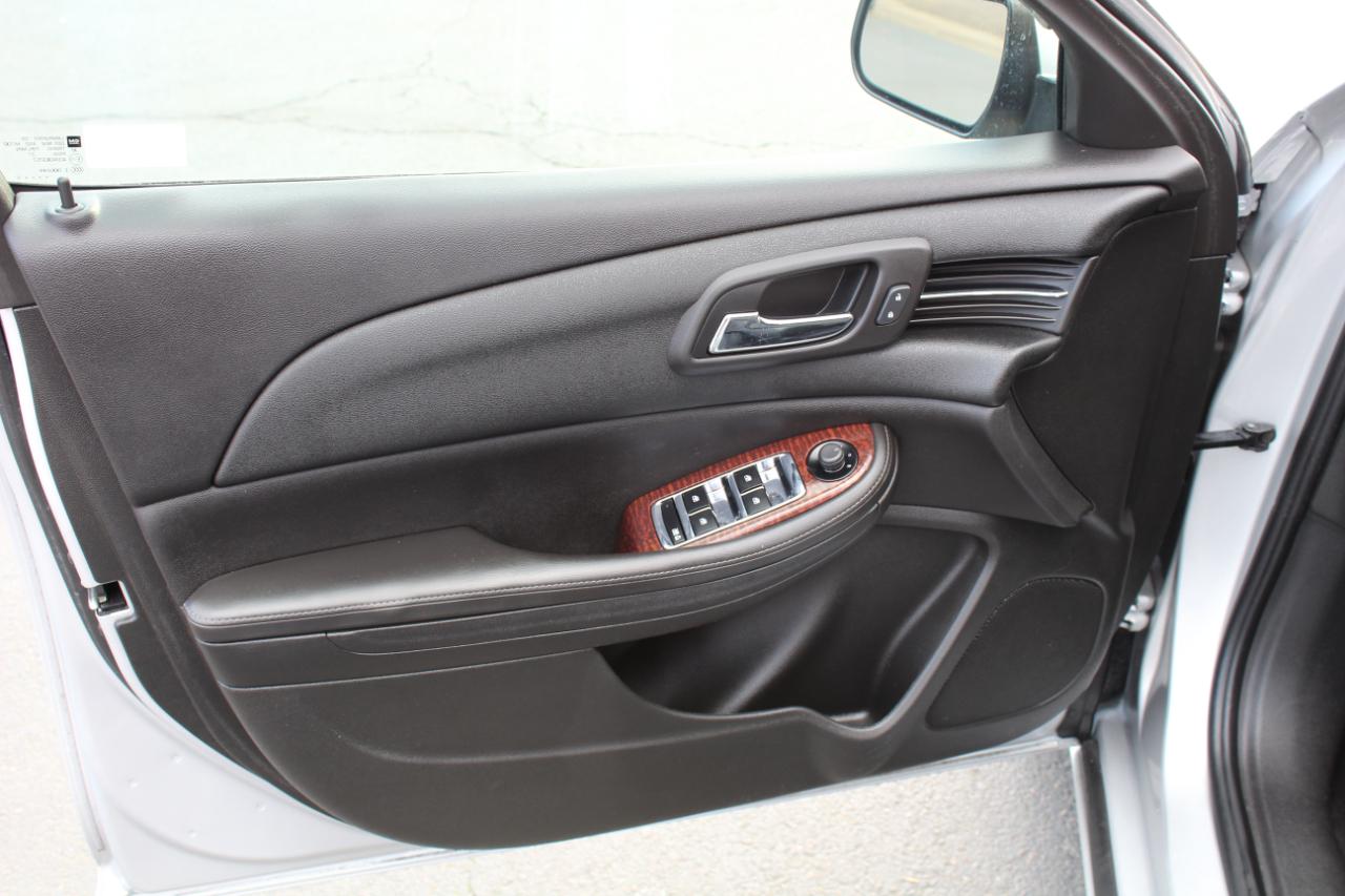 Chevrolet Malibu 4dr Sdn ECO w/1SA 2013