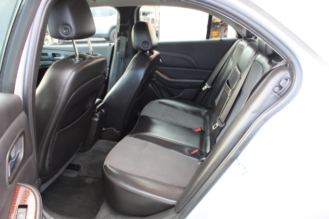 Chevrolet Malibu 4dr Sdn ECO w/1SA 2013