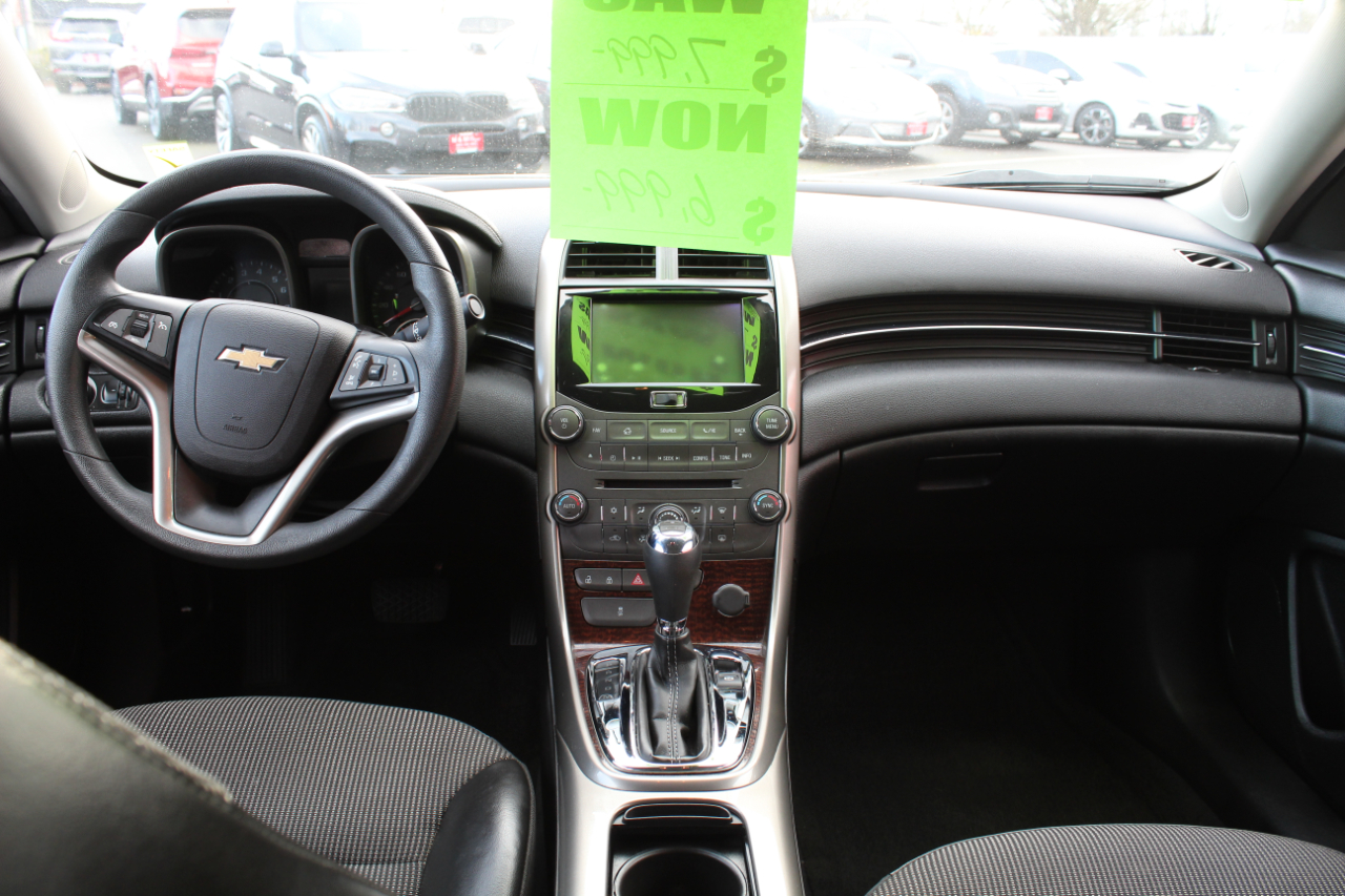 Chevrolet Malibu 4dr Sdn ECO w/1SA 2013