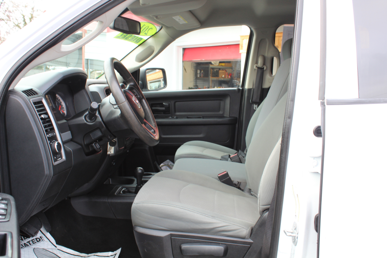 RAM 2500 4WD Crew Cab 169" Tradesman 2016