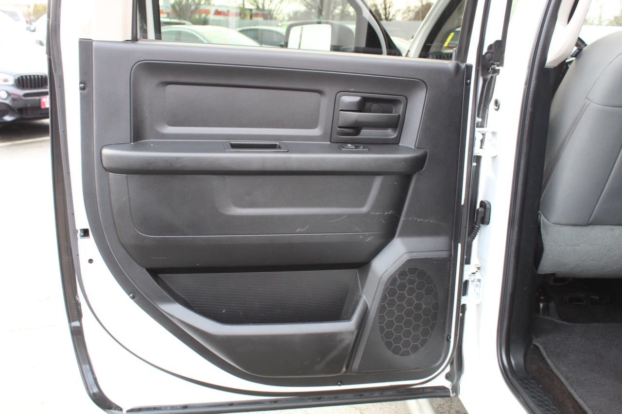 RAM 2500 4WD Crew Cab 169" Tradesman 2016