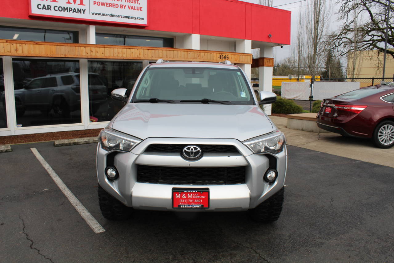Toyota 4Runner 4dr SR5 Sport V6 Auto 4WD (Natl) 2016