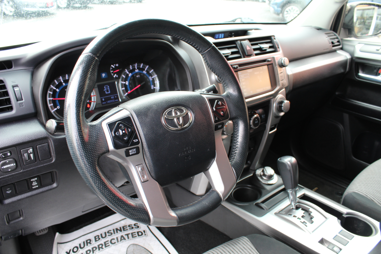 Toyota 4Runner 4dr SR5 Sport V6 Auto 4WD (Natl) 2016