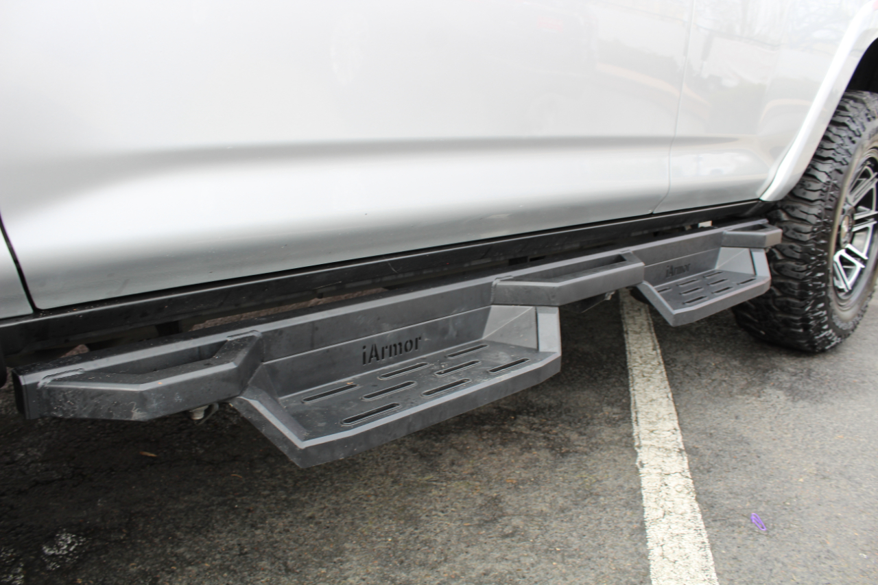 Toyota 4Runner 4dr SR5 Sport V6 Auto 4WD (Natl) 2016