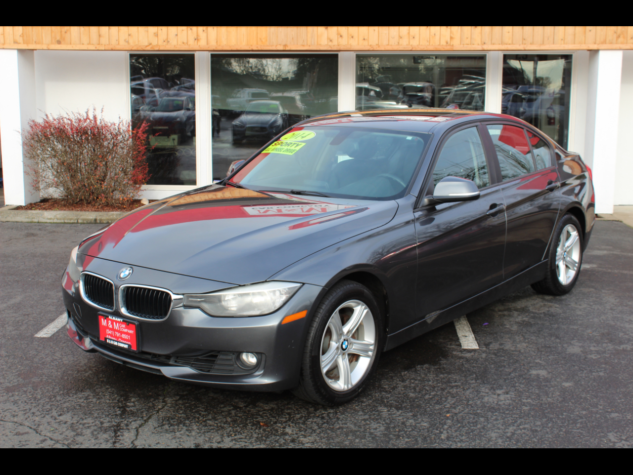 BMW 3 Series 4dr Sdn 328i xDrive AWD SULEV 2014