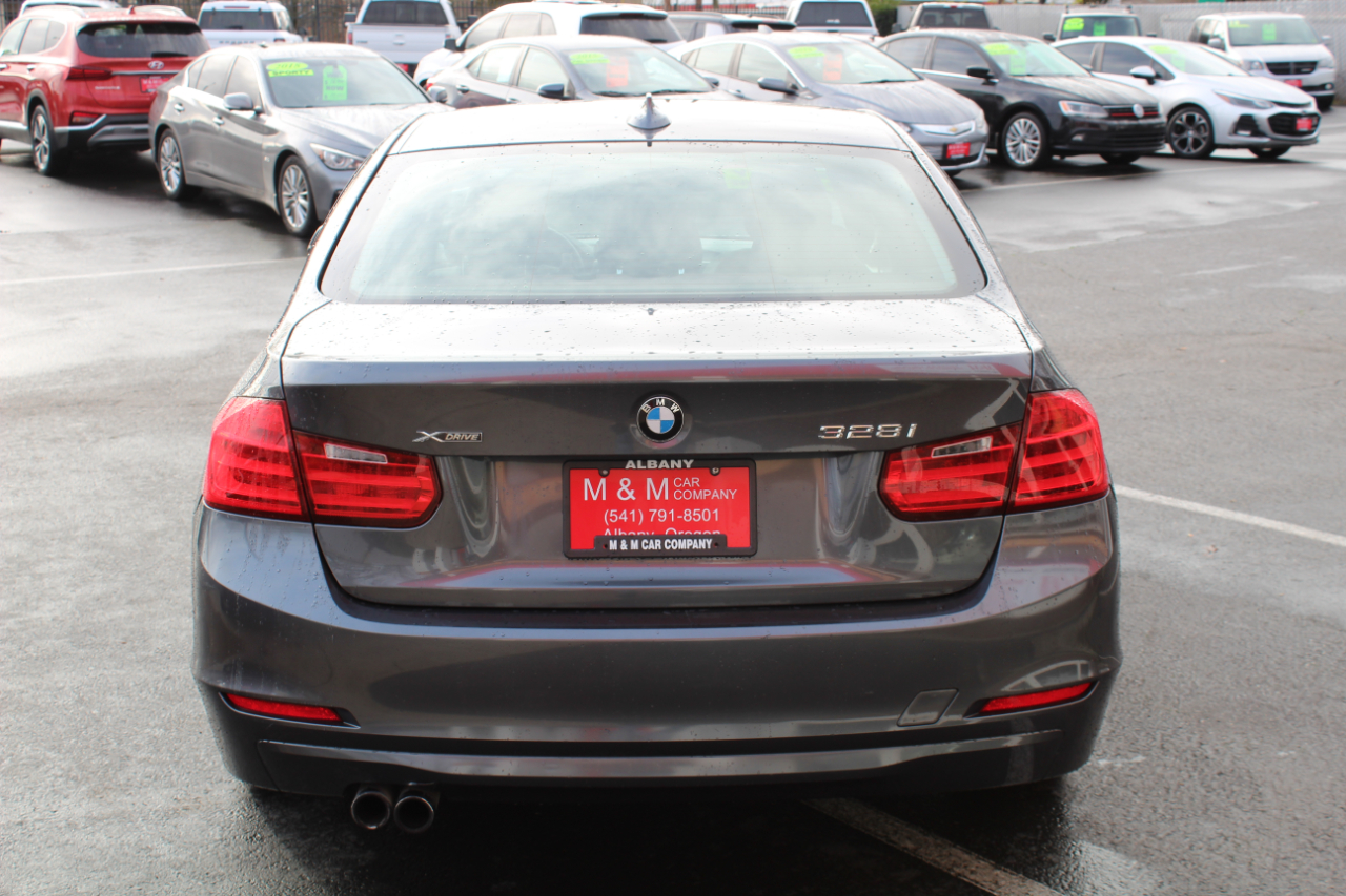 BMW 3 Series 4dr Sdn 328i xDrive AWD SULEV 2014