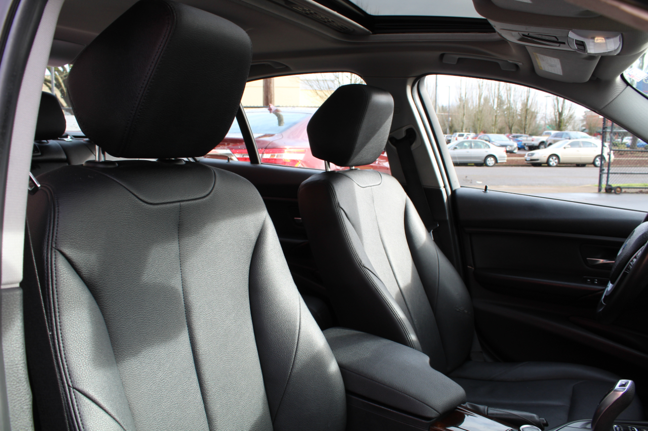 BMW 3 Series 4dr Sdn 328i xDrive AWD SULEV 2014