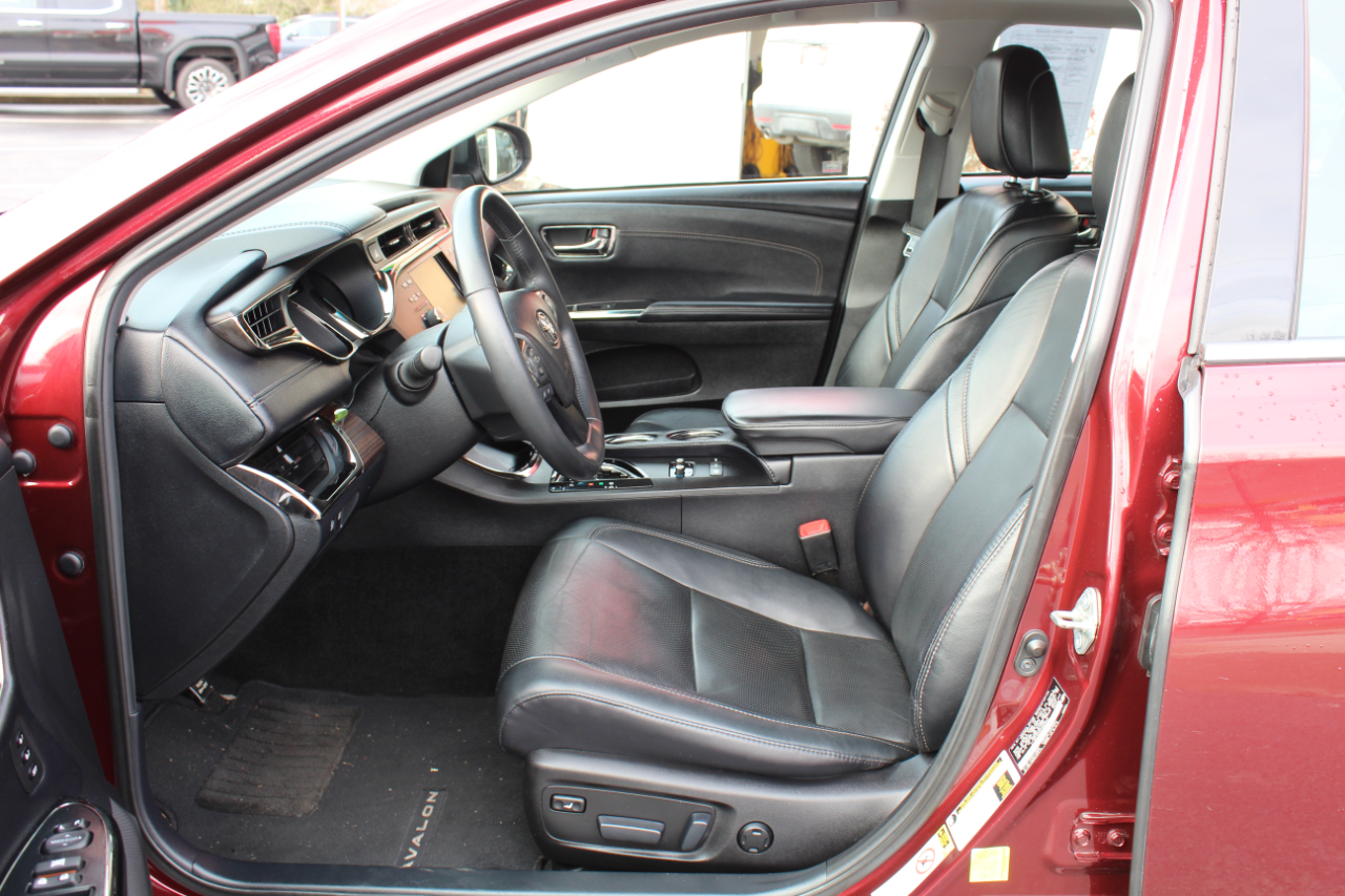 Toyota Avalon Hybrid 4dr Sdn XLE Touring (Natl) 2014