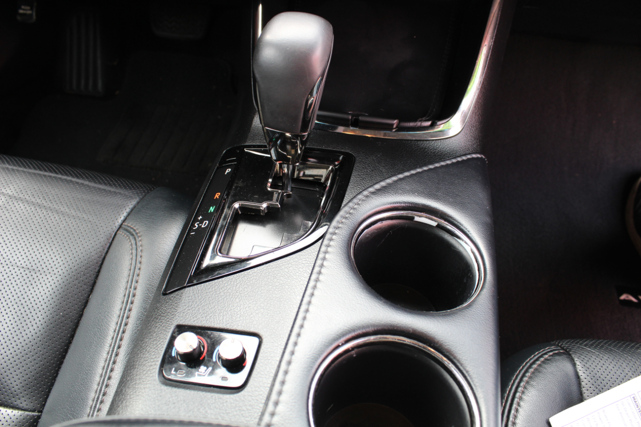 Toyota Avalon Hybrid 4dr Sdn XLE Touring (Natl) 2014