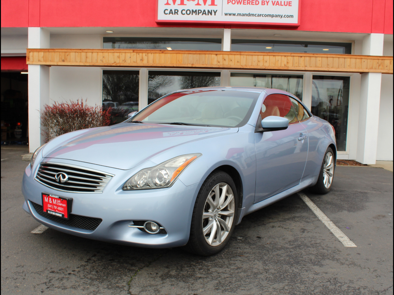 Infiniti G37 Convertible 2dr Base 2011
