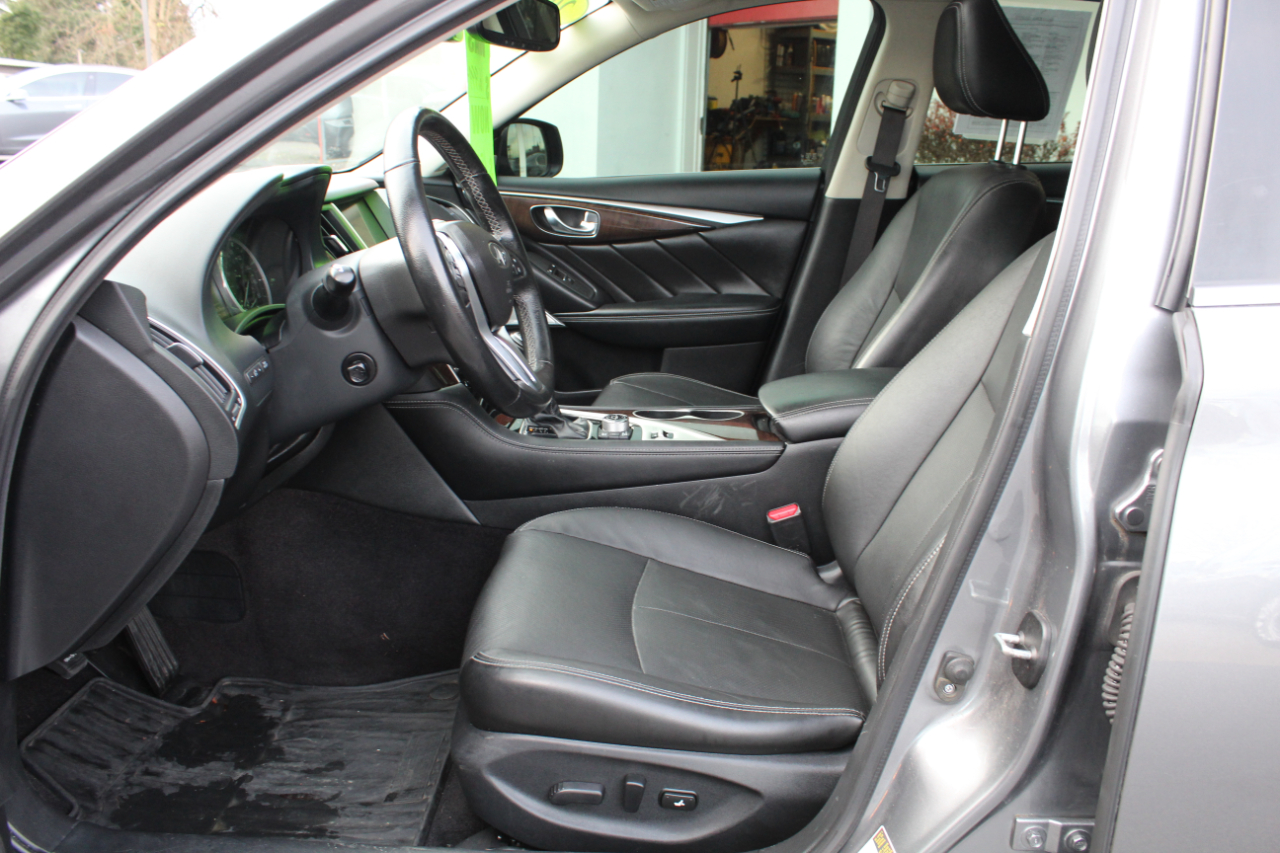 Infiniti Q50 3.0t LUXE AWD 2018