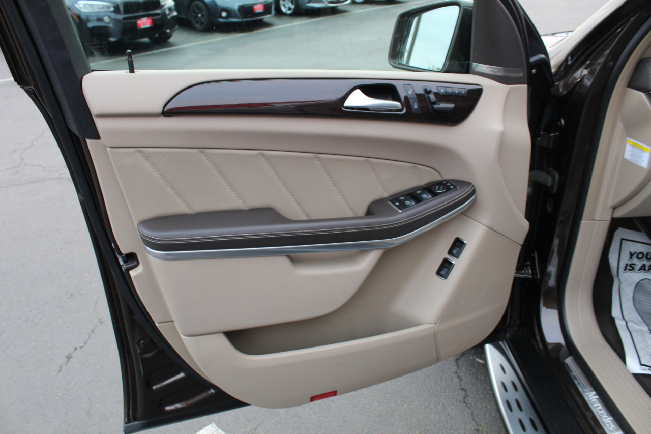 Mercedes-Benz GL-Class 4MATIC 4dr GL 350 BlueTEC 2013