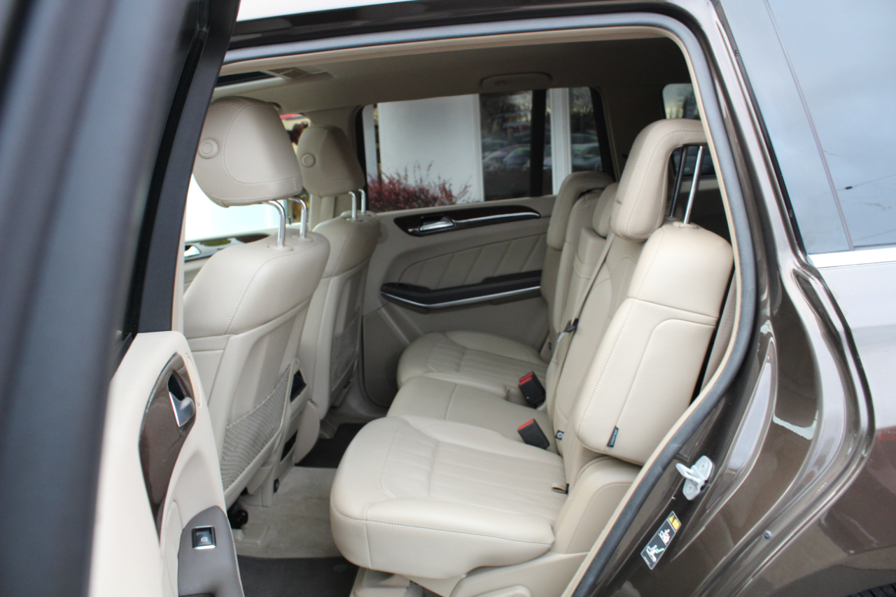 Mercedes-Benz GL-Class 4MATIC 4dr GL 350 BlueTEC 2013