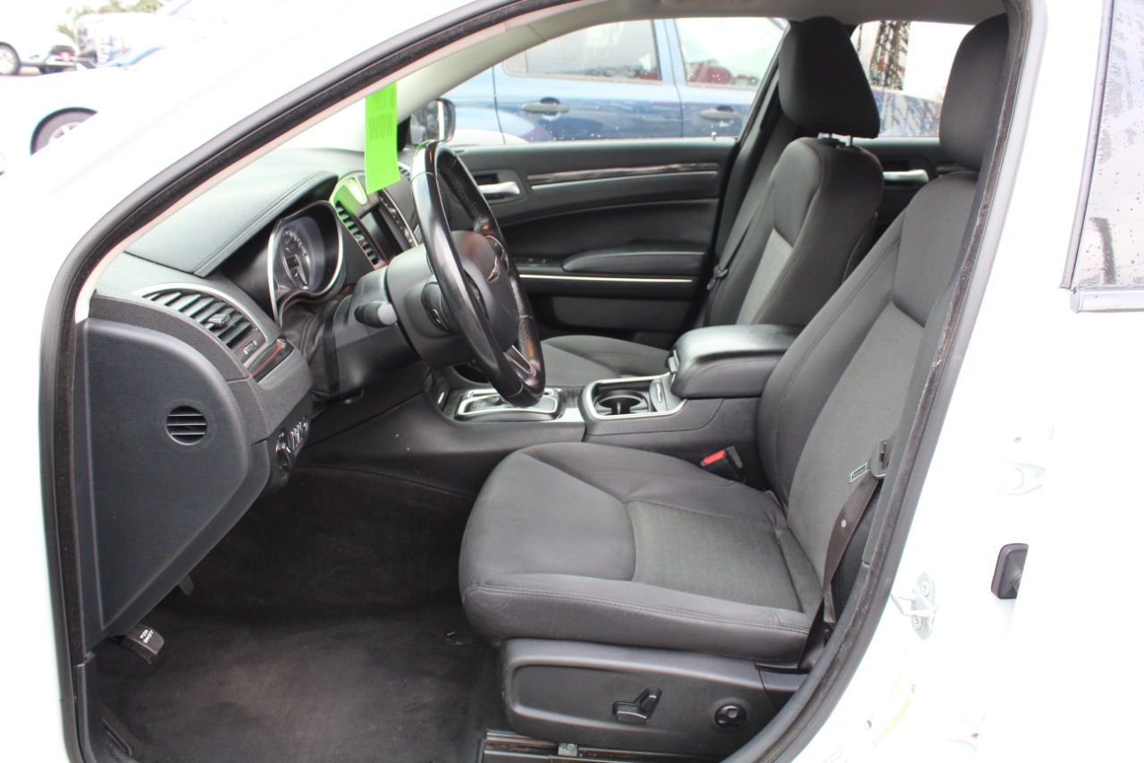 Chrysler 300 Touring RWD 2018