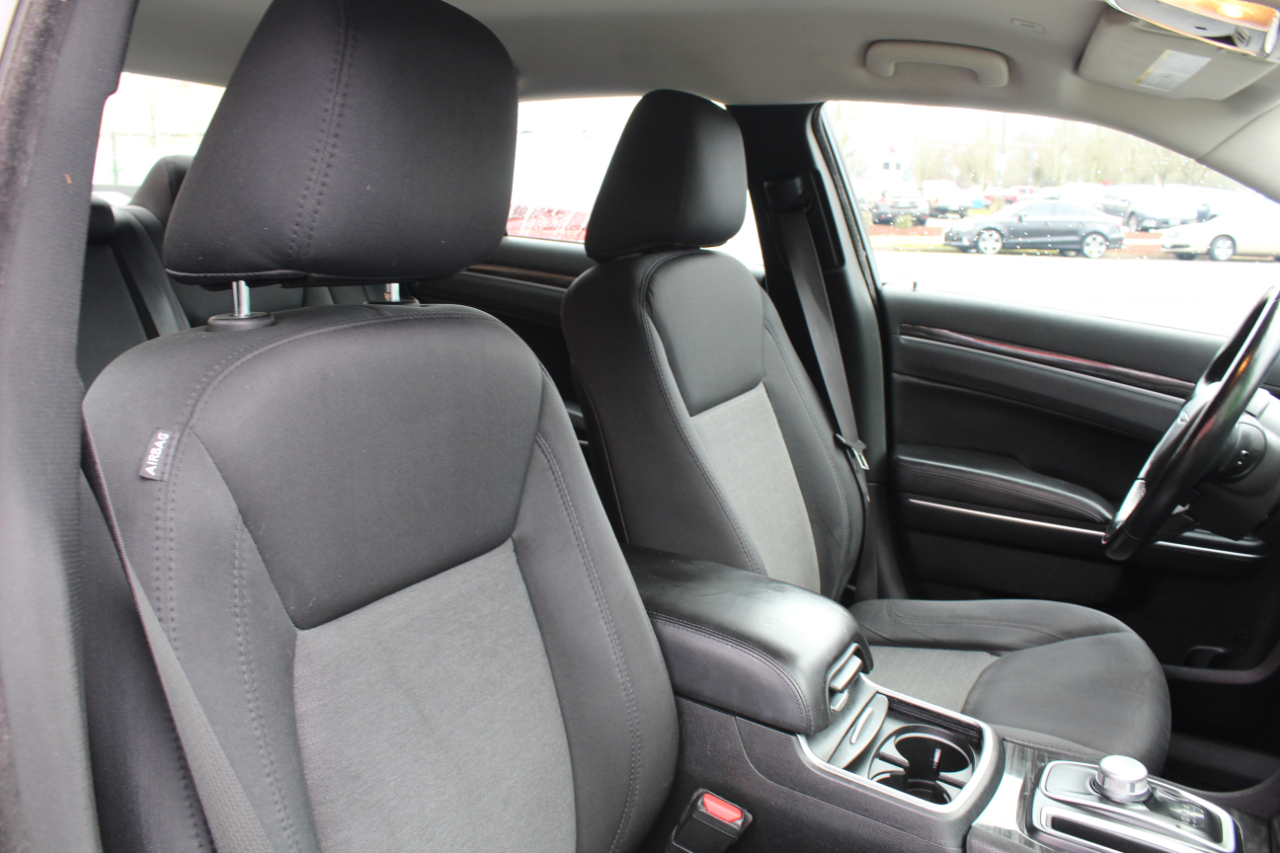 Chrysler 300 Touring RWD 2018