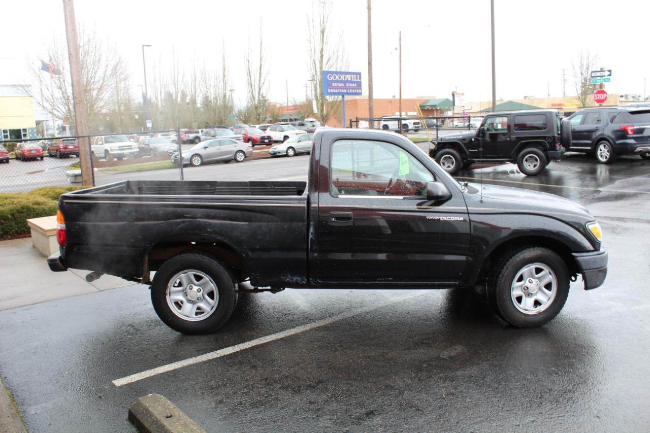 Toyota Tacoma Reg Cab Manual (Natl) 2001