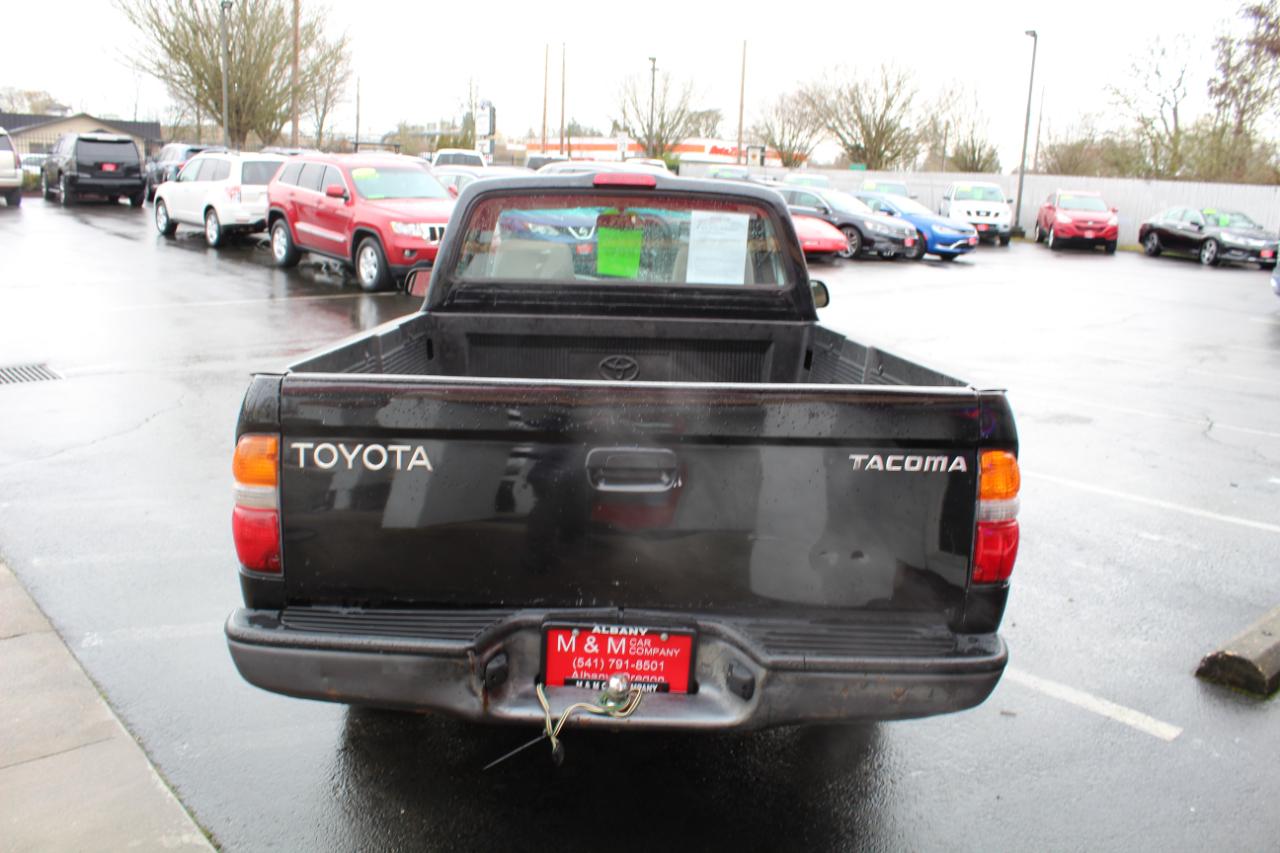 Toyota Tacoma Reg Cab Manual (Natl) 2001