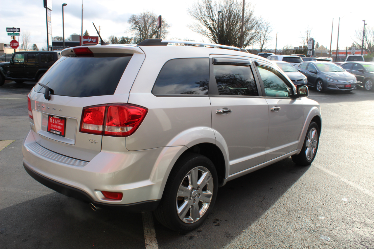 Dodge Journey AWD 4dr R/T 2011